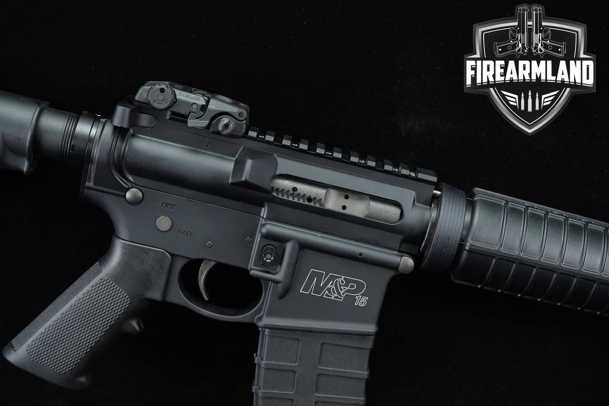 Smith & Wesson S&W M&P-15 Sport 5.56 NATO AR15 16"