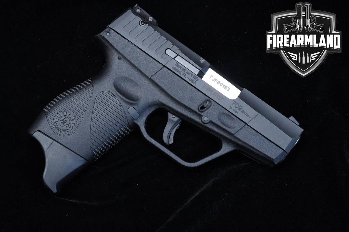 Taurus Model 709 Slim 9mm 3" Taurus 709 +2 MAGS & TACTICAL FANNY PACK