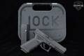 Glock G17 Gen 3 9mm Luger Black in Very Good Condition Image 2