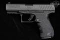 Walther PPQ M2 .40 S&W Black in Very Good Condition Image 3