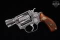 Smith & Wesson (S&W) Model 60 Chiefs Special Stainless Engraved .38 Spl. Stainless Steel in Very Good Condition Image 3