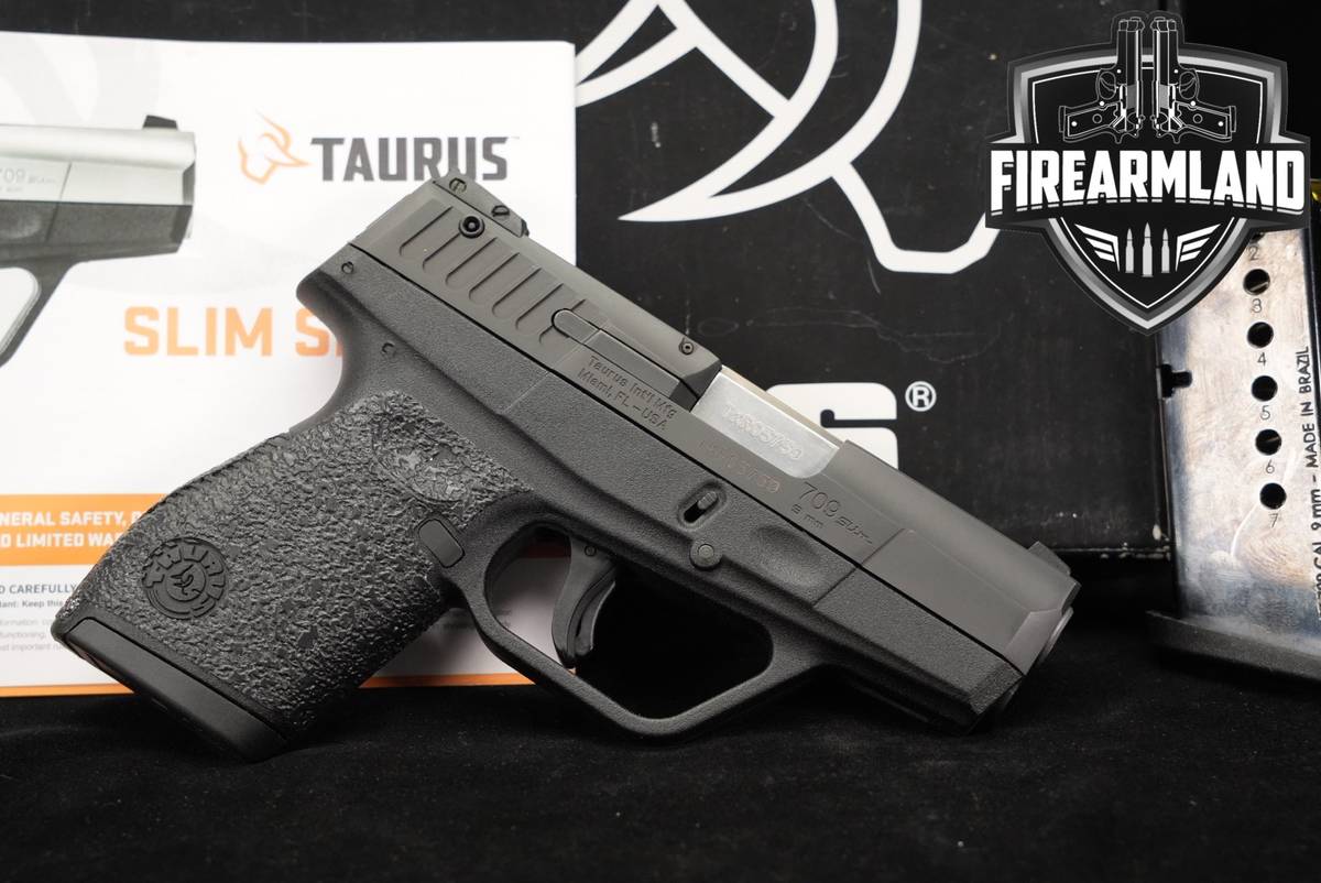 Taurus PT 709 Slim 9mm 3.2" PT709 +2 MAGS & ORIG BOX