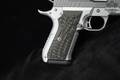 Kimber KDS9c 9mm Luger Two-Tone in Excellent Condition Image 4