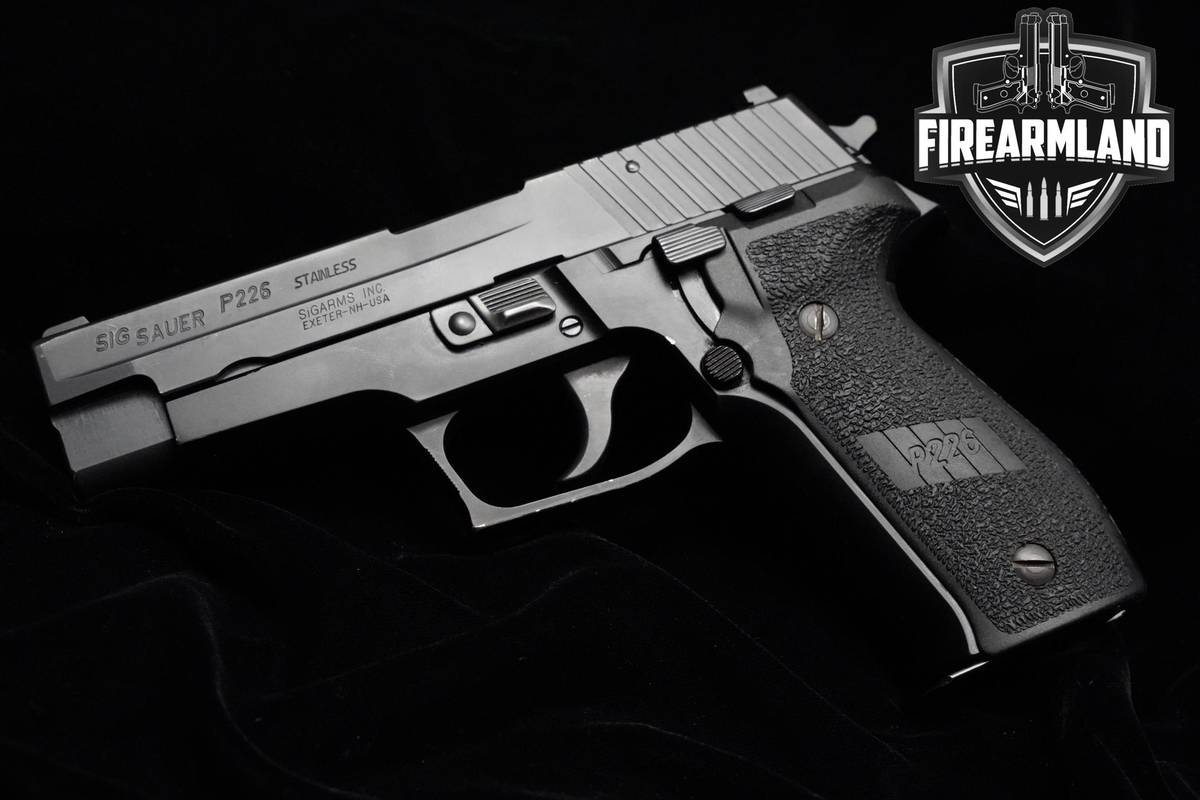Sig Sauer P226 9mm 4.4" P226 P-226 DA/SA