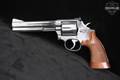 1985 Smith & Wesson (S&W) Model 686 No-Dash .357 Mag. Satin Stainless in Good Condition Image 2