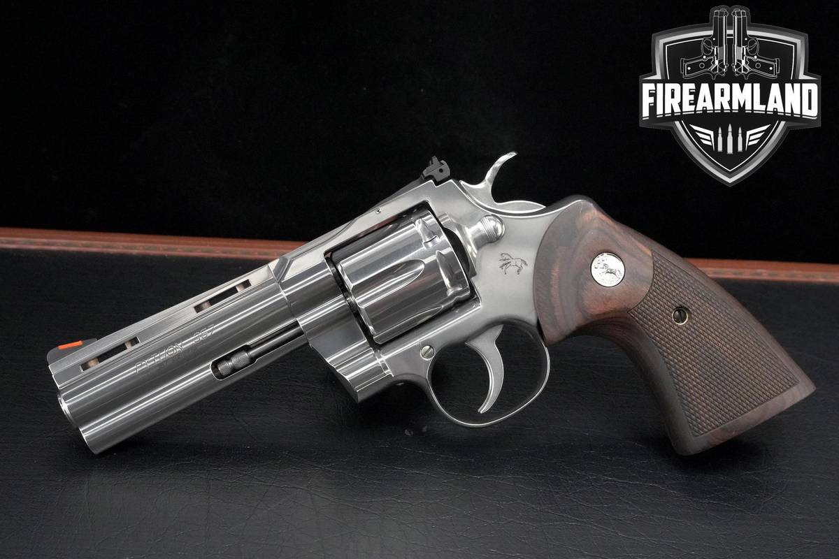 SNAKE-GUN Colt Python 357-Magnum 4.25" Stainless Colt-Python ORIG-CASE