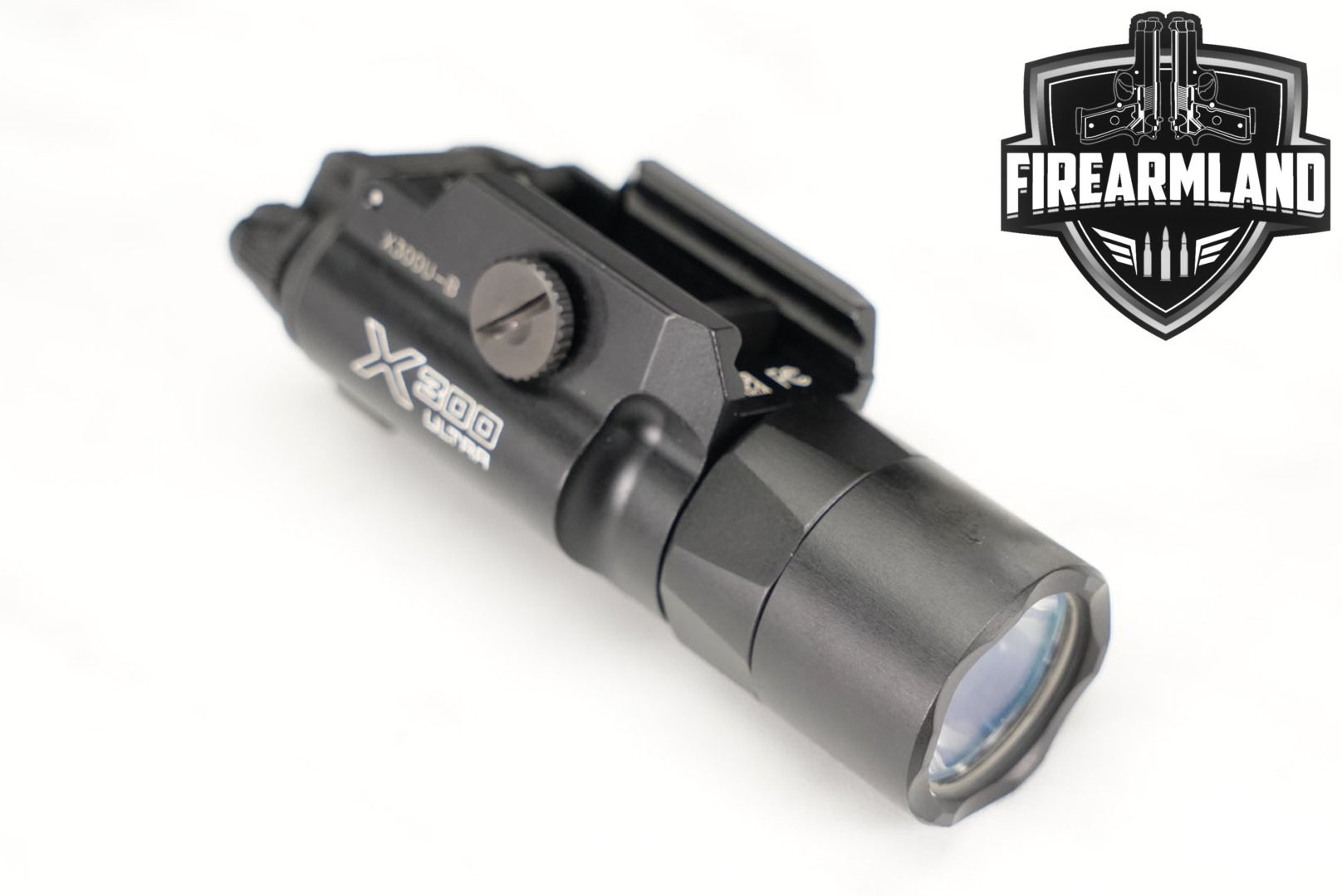 SureFire X300 Ultra X300U-A 1,000 Lumens 11,300 Candela | Sold