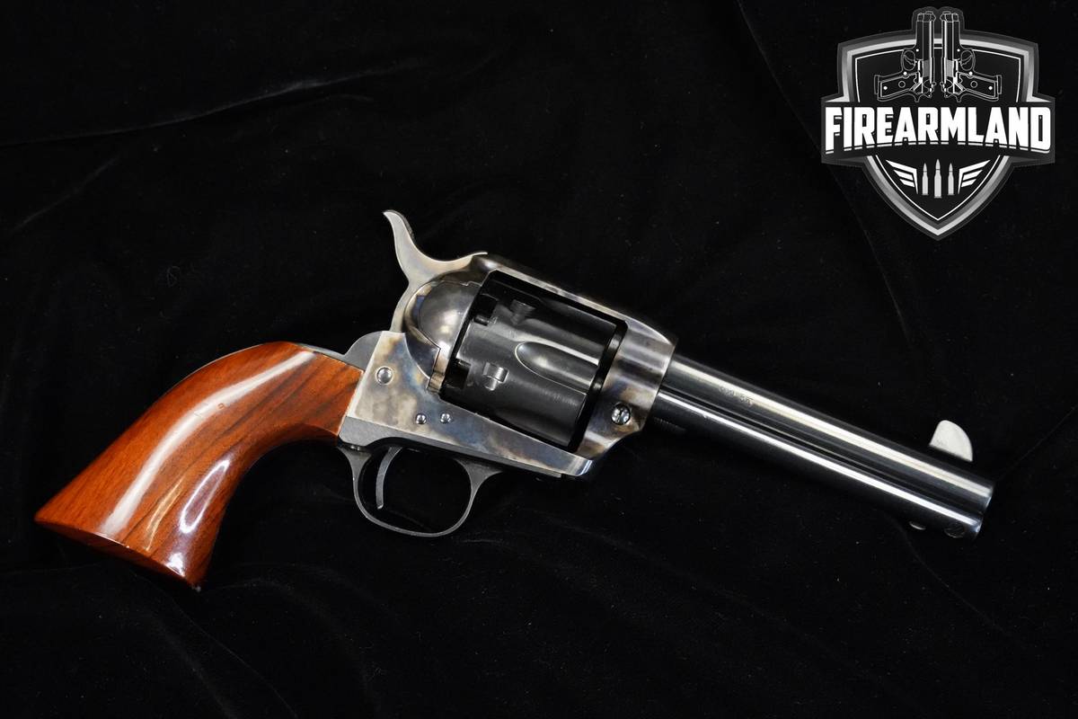 A Uberti Model 1873 Cattleman Percussion 44 BPM 4.75" Case Hardened/Blued