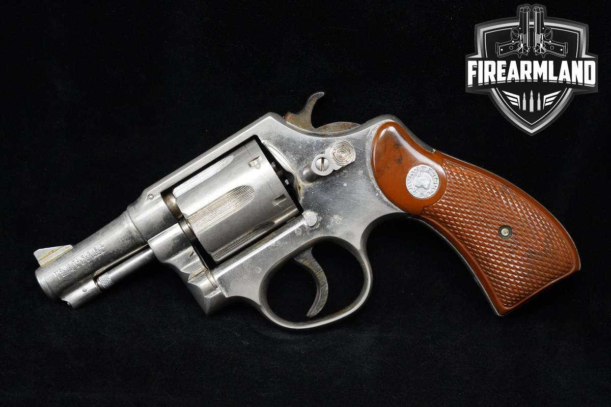 SNUB-NOSE Taurus Model 82 38 Special 2.5" Nickel Taurus M-82 DA/SA