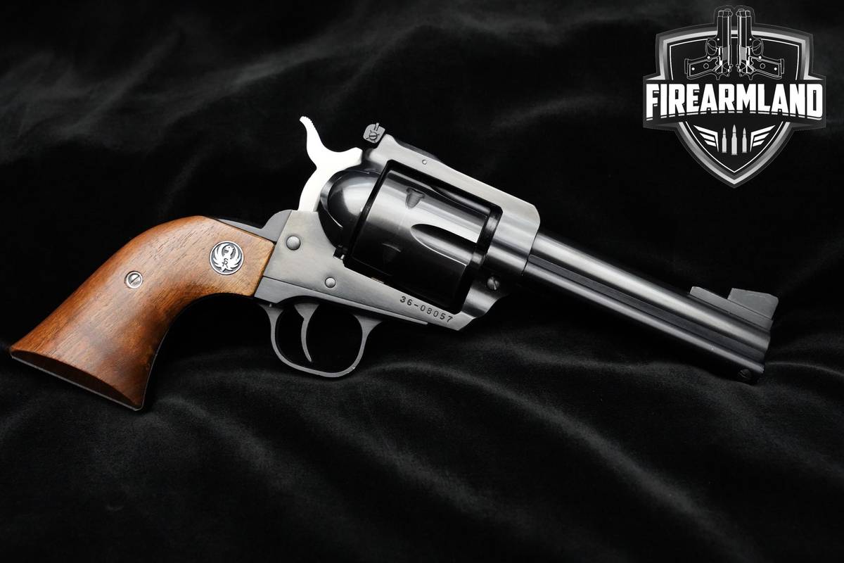 1982 Sturm Ruger New Model Blackhawk Convertible 9mm 4.62" Blued SAO