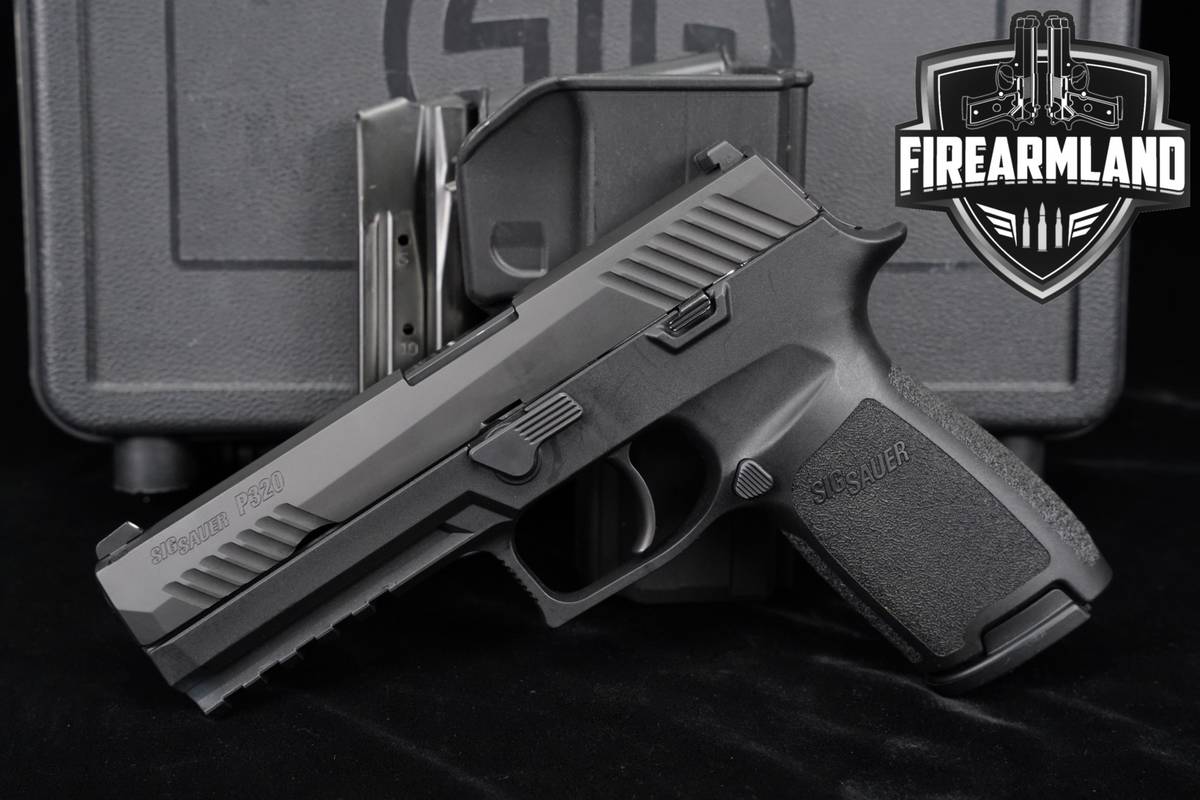 Sig Sauer P320 Full-Size 9mm 4.7 P 320 +2 MAGS, ORIG CASE & HOLSTER