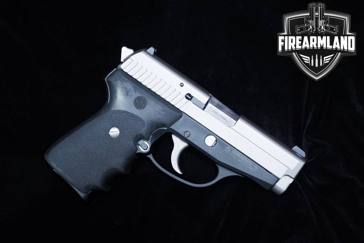 2002 Sig Sauer P239 9mm 3.6" Two-Tone P239 P-239 +2 MAGS & ORIG CASE