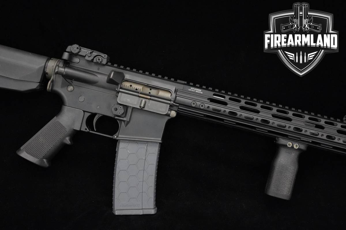 Bushmaster XM15-E2S 5.56 NATO 16" XM15-E2S AR-15-AR15