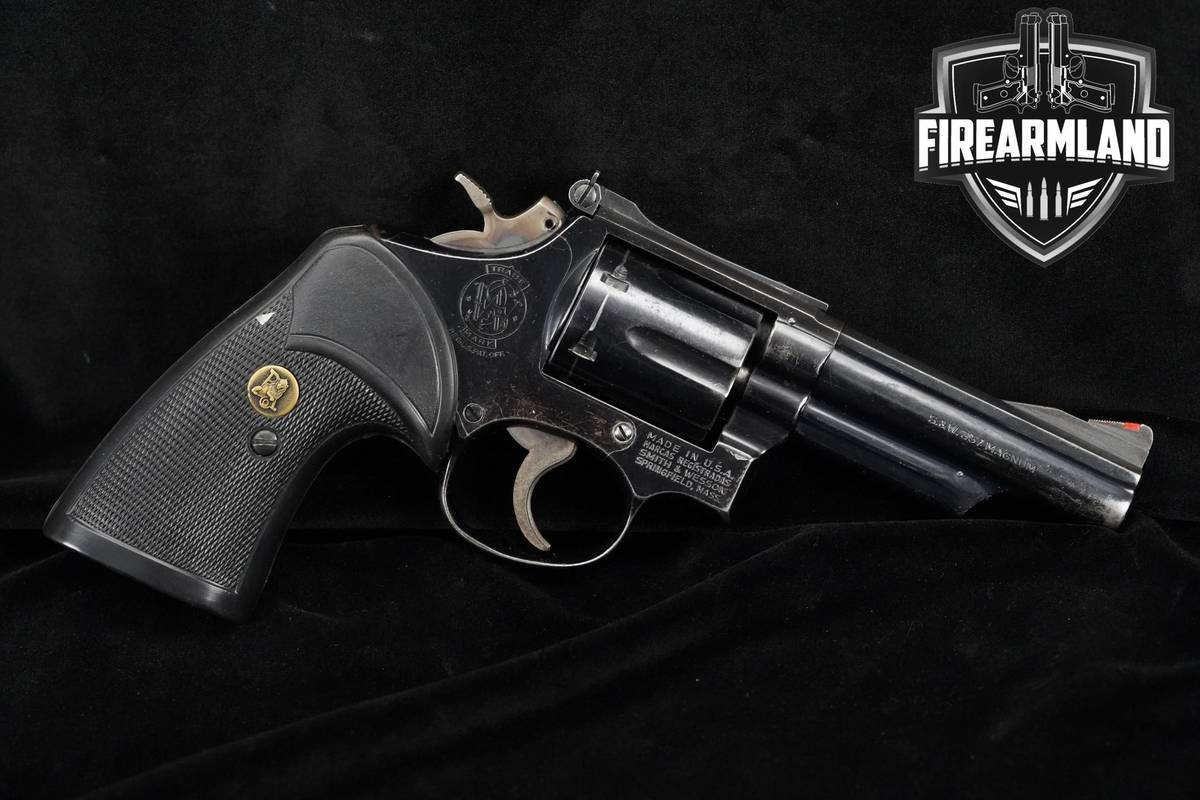 1975 Smith & Wesson (S&W) Model 19-3 Combat Magnum 357 Magnum 4" S&W 19-3