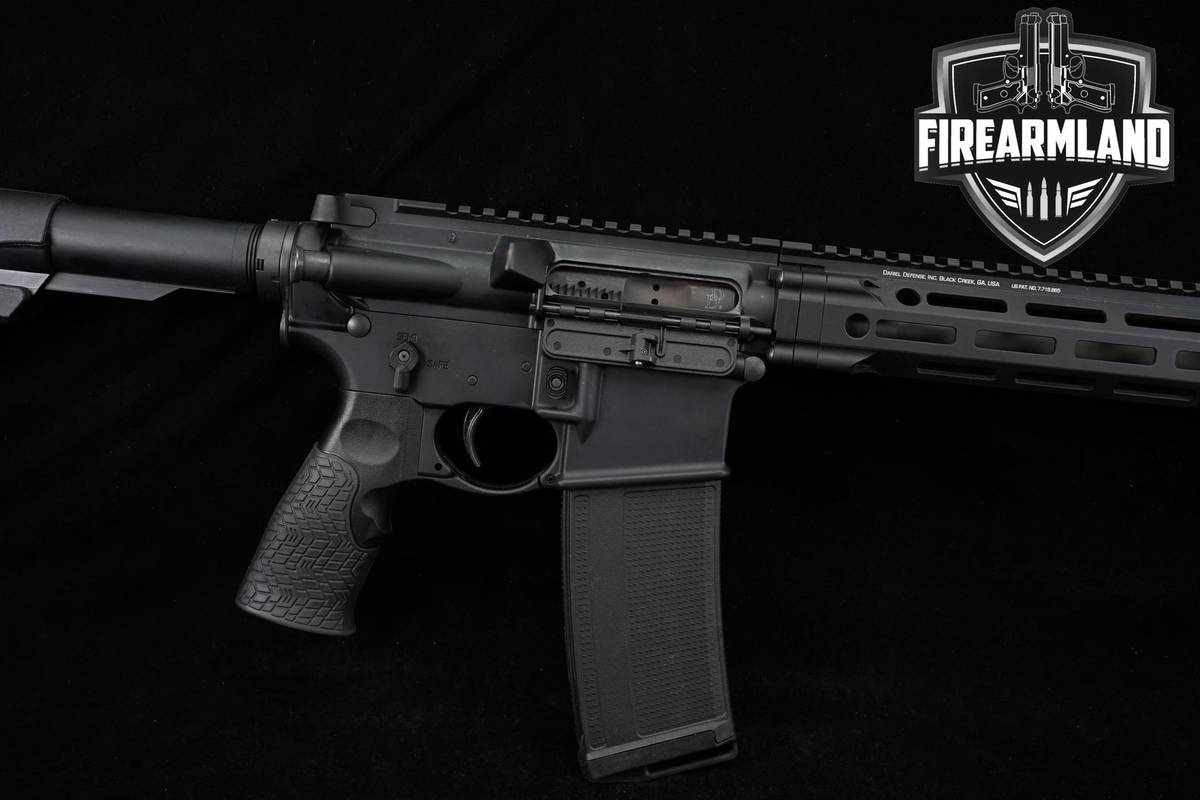 Daniel Defense DDM4 V7 5.56 NATO AR-15 AR15 16" DDM4V7 Rifle +ORIG CASE