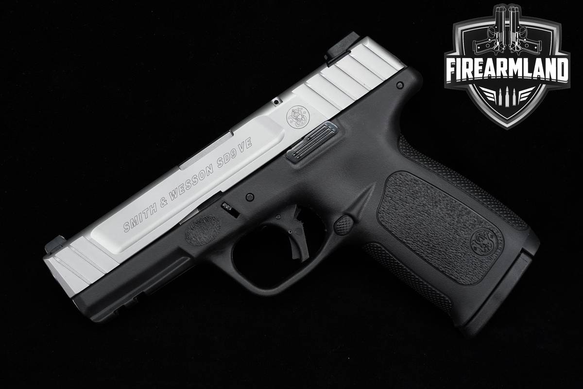 Smith & Wesson S&W SD9 VE CA Compliant 9mm 4" +5 MAGS & ORIG BOX