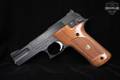 Smith & Wesson (S&W) Model 422 .22 LR Black in Excellent Condition Image 4