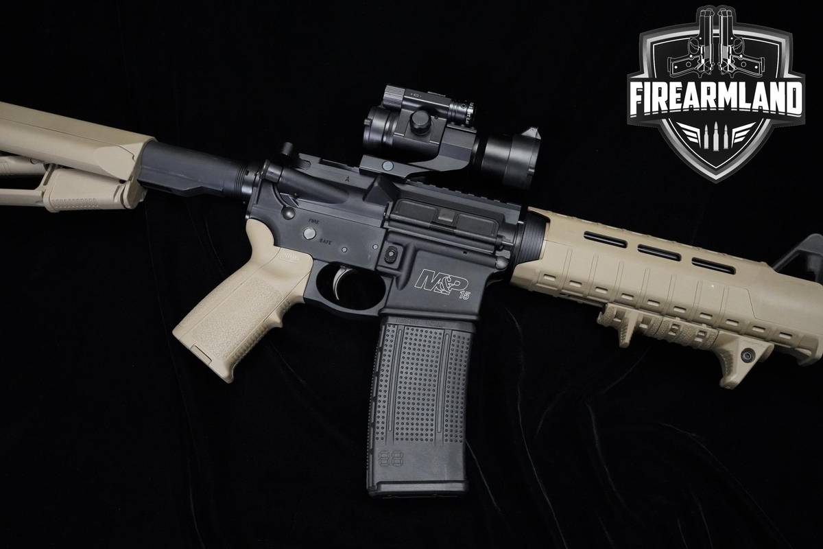 Smith & Wesson (S&W) M&P-15 Sport II 5.56 NATO 16" S&W M&P-15 M&P15 +OPTIC