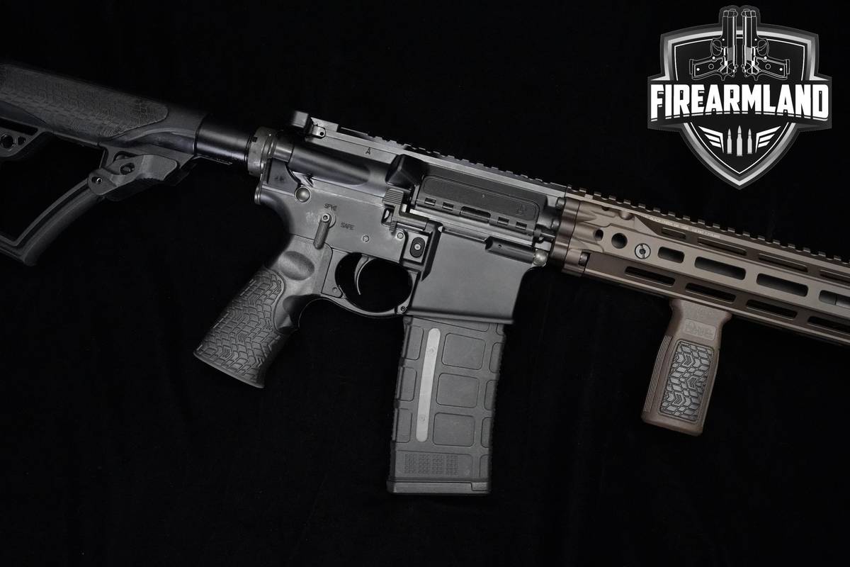 Daniel Defense M4A1 RIII AR-15 AR15 AR 16.5" Black/FDE Daniel-Defense M4A1