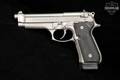 Beretta 92FS Inox 9mm Luger Inox in Good Condition Image 3