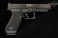 Glock G17 Gen 6 9mm Luger Black in Excellent Condition Image 4