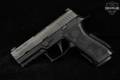 Sig Sauer P320 Carry; Agency Vault LE 9mm Luger Two-Tone Stainless in Good Condition Image 2