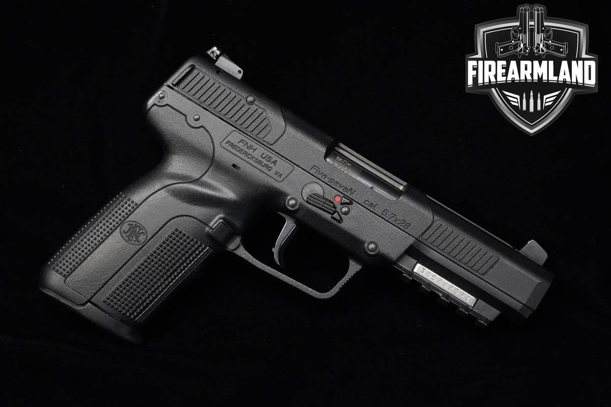 FN Five-seveN MKII 5.7x28 4.8" FN FN-57 FN57 +2 MAGS & ORIG CASE