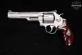 Smith & Wesson (S&W) Model 625-7 Performance Center; Light Hunter .45 Colt Satin Stainless in Excellent Condition Image 4
