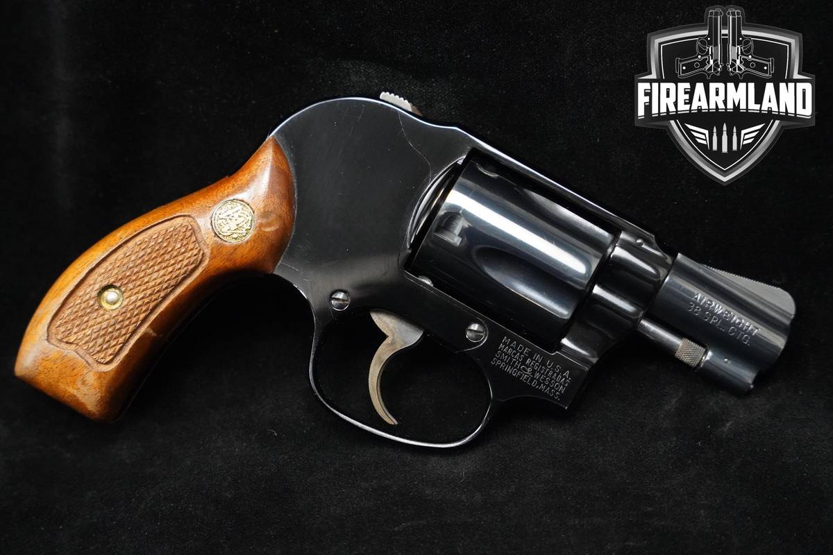 MINTY Smith & Wesson (S&W) Model 38 Bodyguard Airweight 38 Special 2" S&W