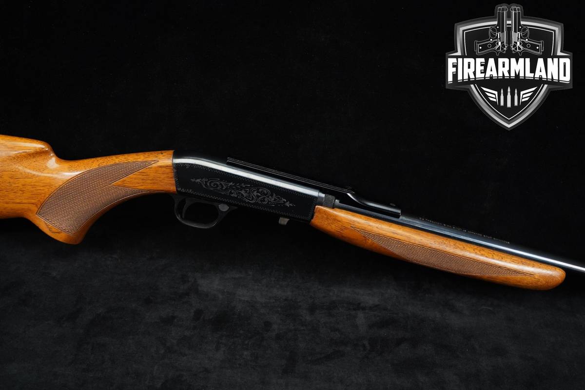 VINTAGE 1968 Browning SA-22 Grade I Takedown 22LR 19.5" Blued & Walnut SA22