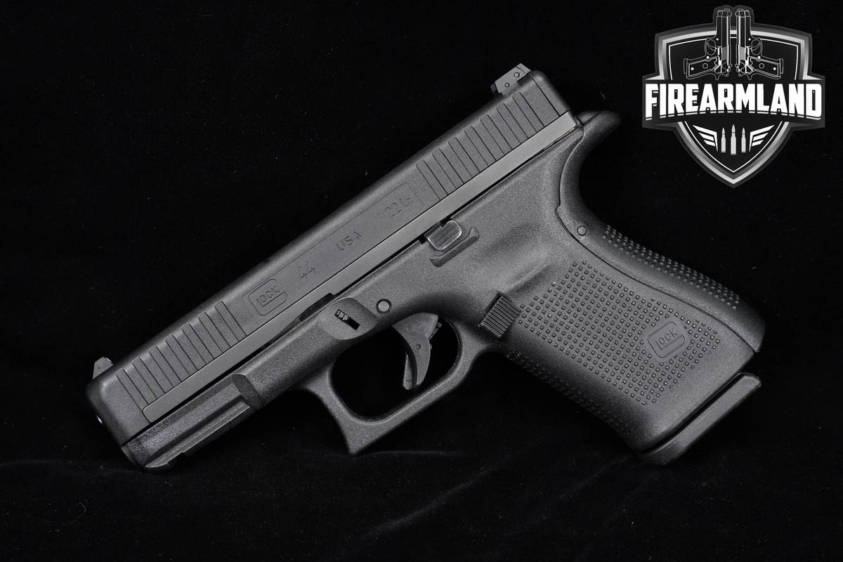Glock 44 Gen5 22LR 4.02" G44 Gen 5 Target Pistol +2 MAGS & ORIG CASE