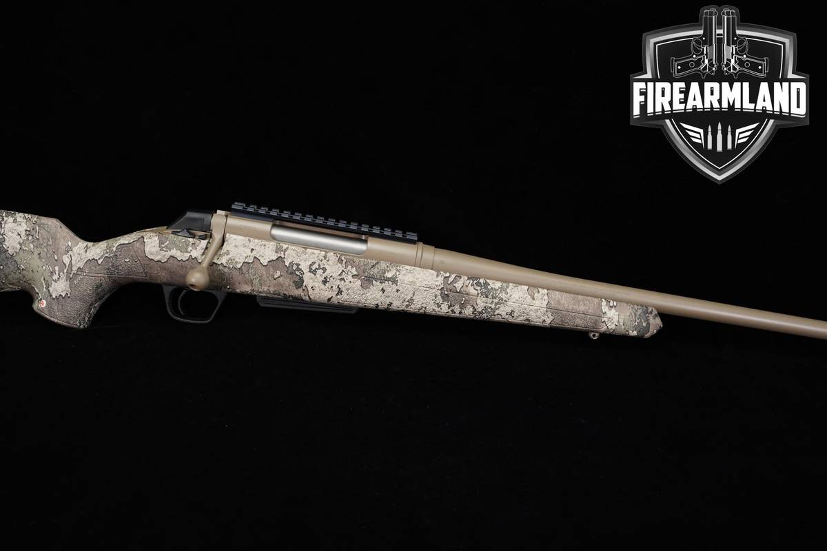 Winchester XPR Hunter TrueTimber Strata 7mm Rem Mag 26" +2 MAGS & ORIG BOX