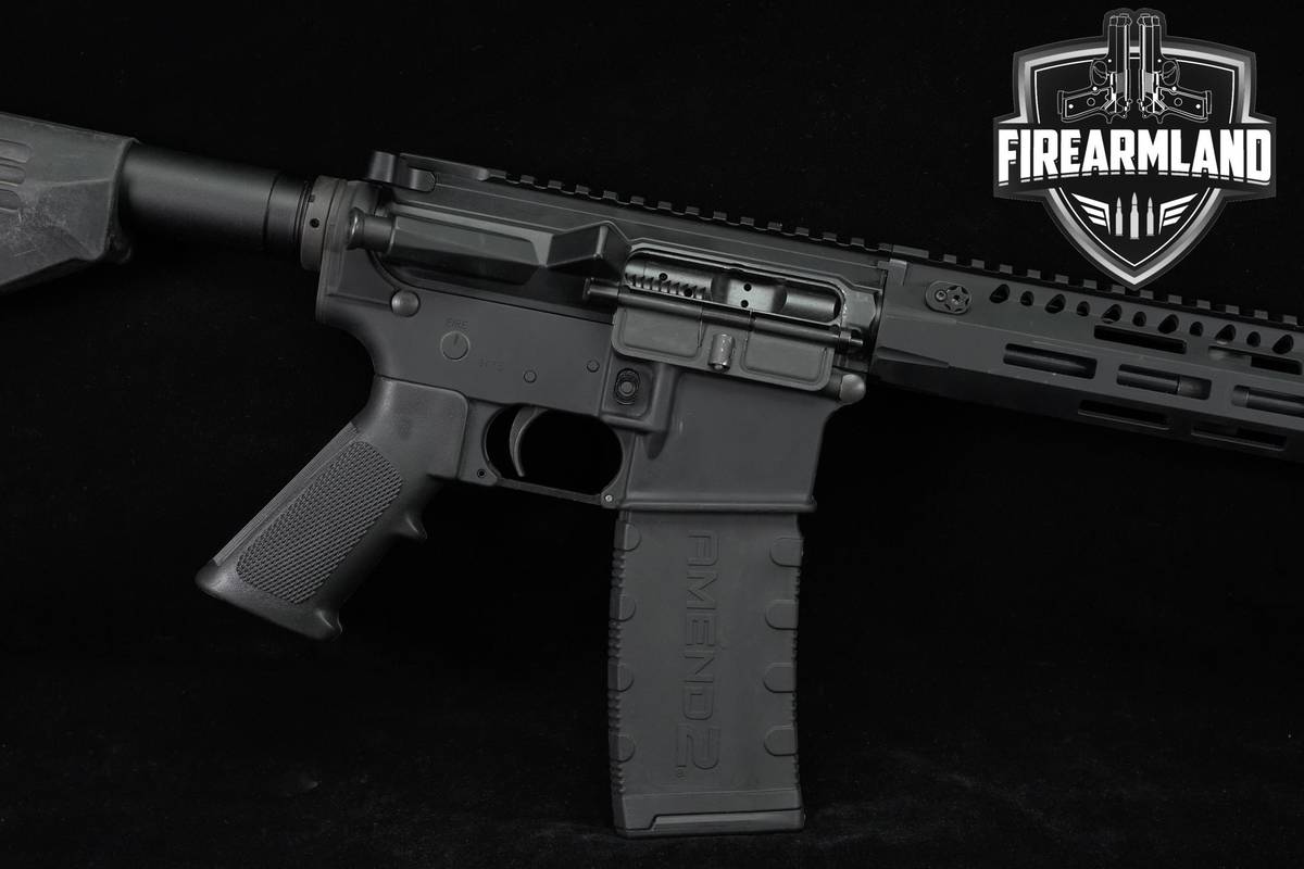 Bushmaster XM-15-E2S 300 Blackout AR15 9" XM15 E2 S AR-Pistol