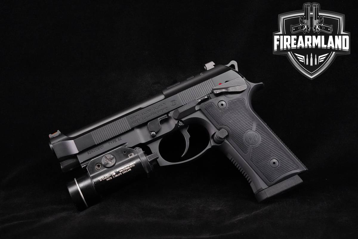 Beretta 92GTS Full Size FS 9mm 4.7" 92X 92-X +2 MAGS & STREAMLIGHT TLR