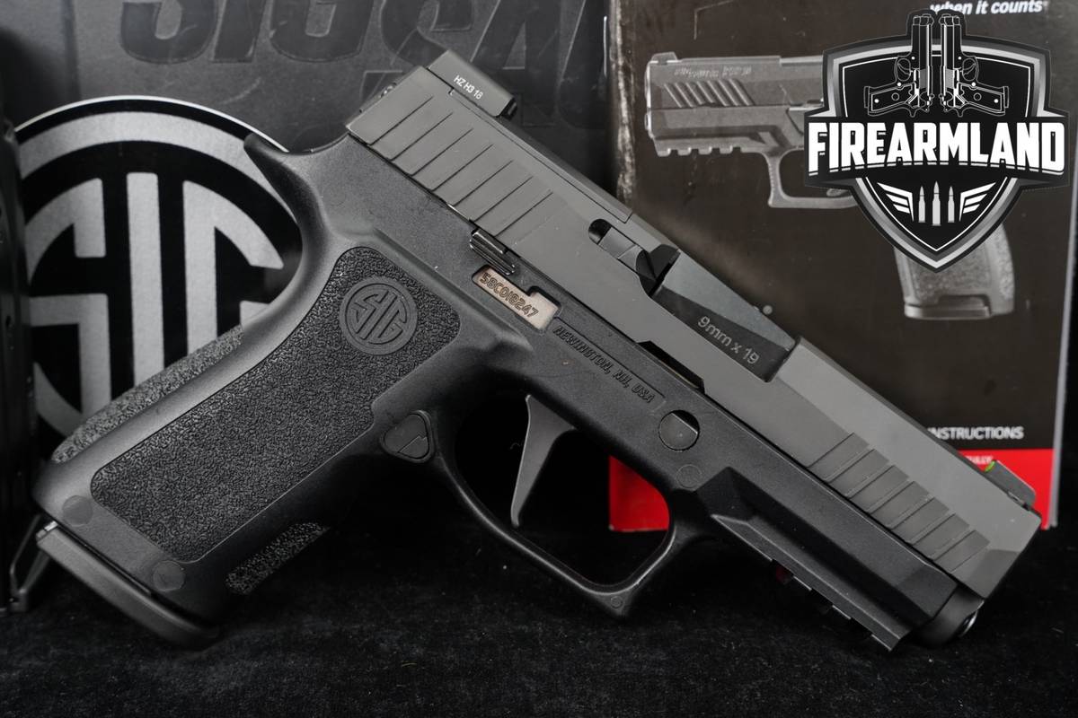 Sig Sauer P320 X-Carry 9mm 3.6" P-320 +2 MAGS