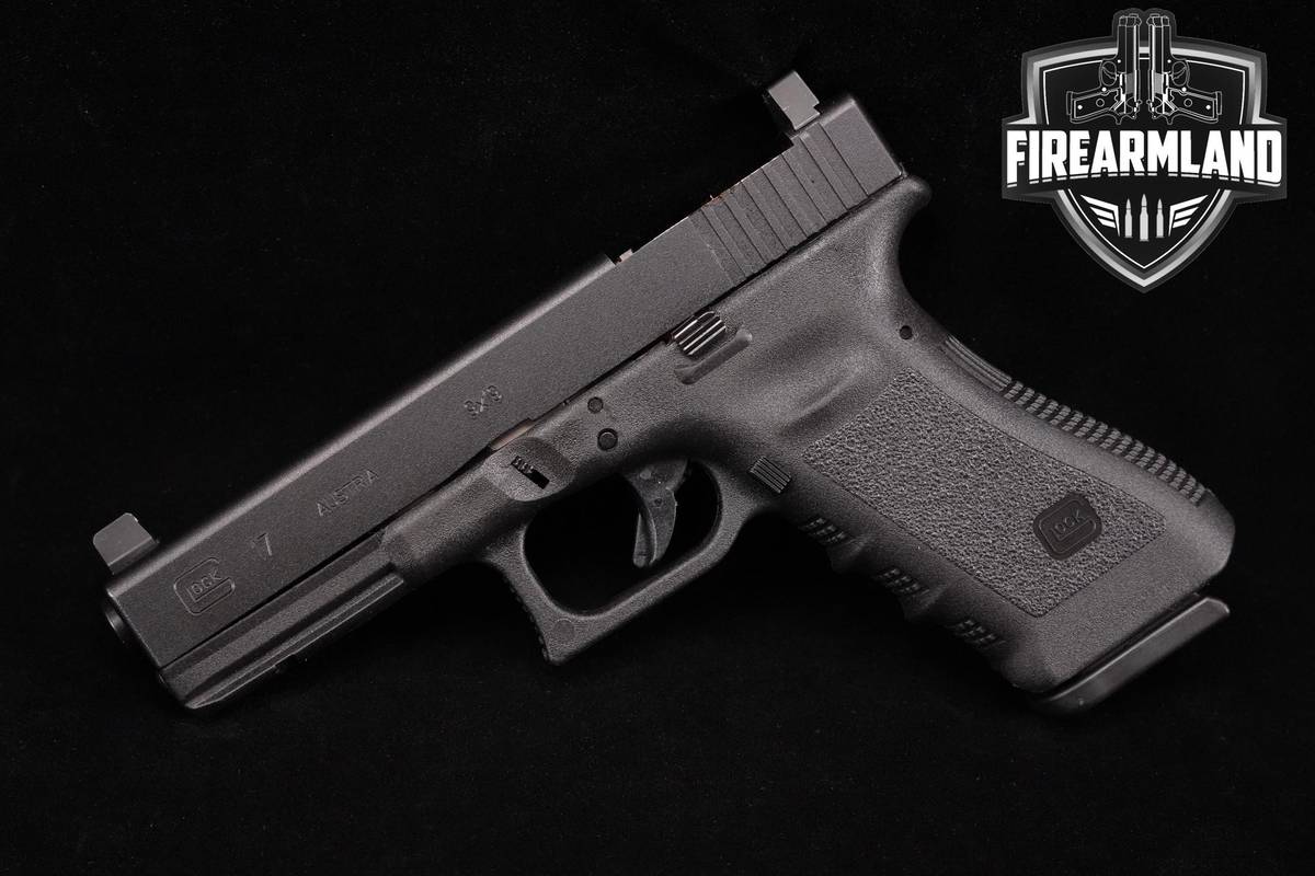 Glock 17 Gen3 9mm 4.5" G17 Gen-3 +4 MAGS & ORIG CASE