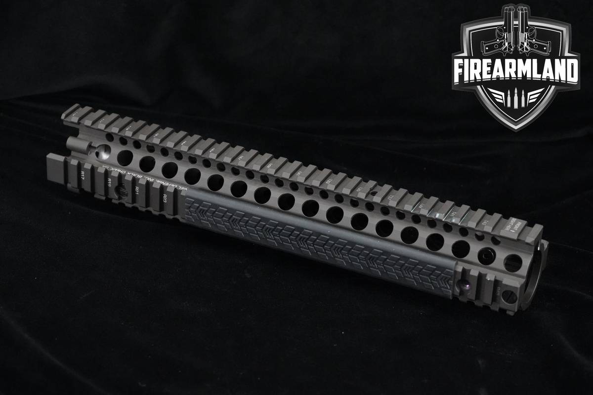 Daniel Defense M4A1 Rail Interface System II, RIS II FDE AR-15 HANDGUARD