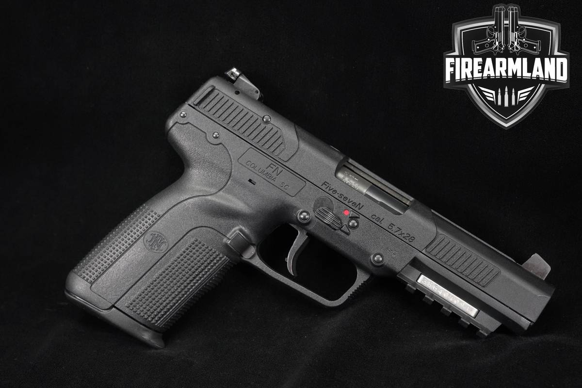 FN Five-seveN MKII 5.7x28 4.8" 5-7 Five7 MK2-II Pistol +2 MAGS & ORIG CASE