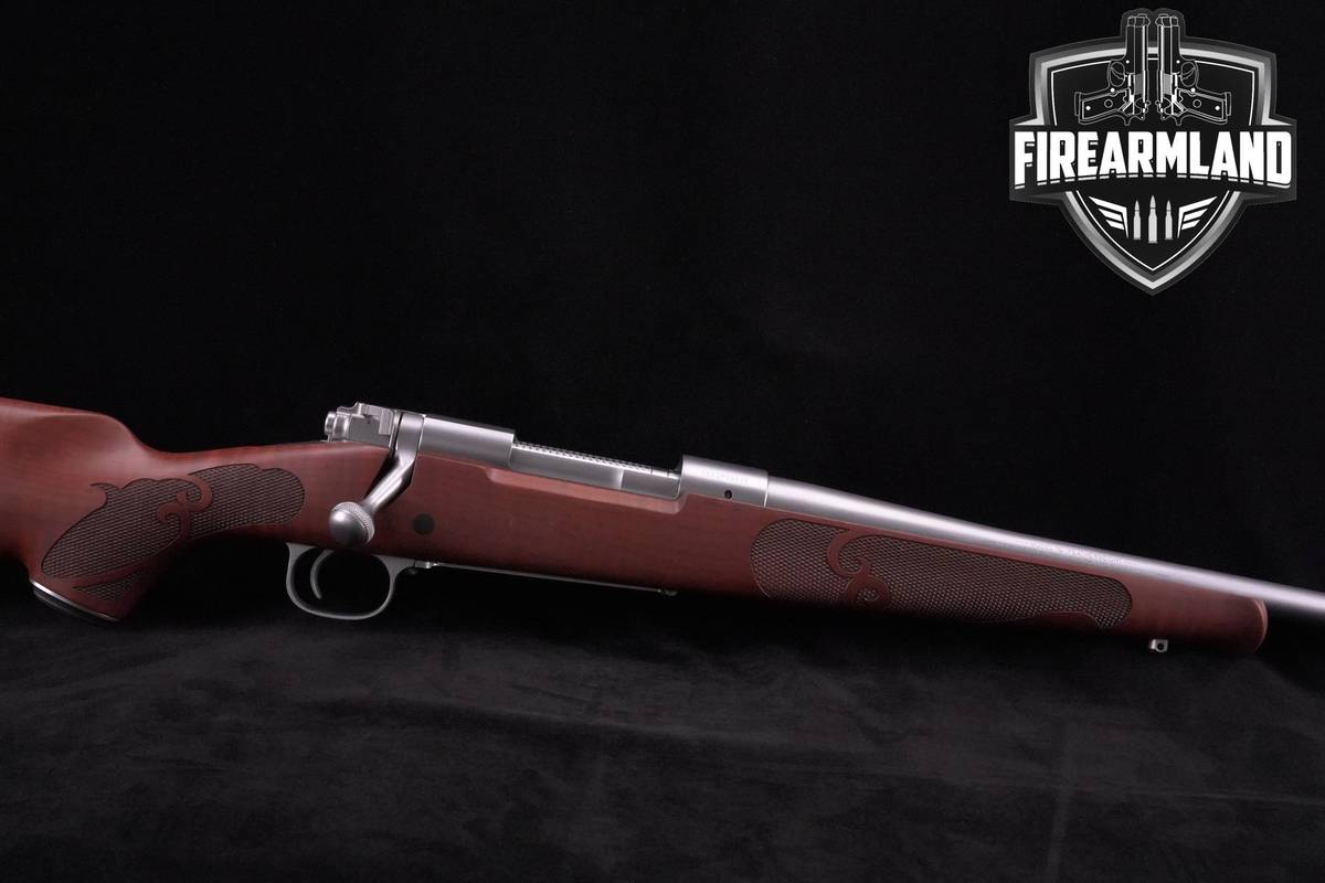 Winchester Model 70 Featherlight Stainless Dark Maple 7mm Rem Magnum +BOX