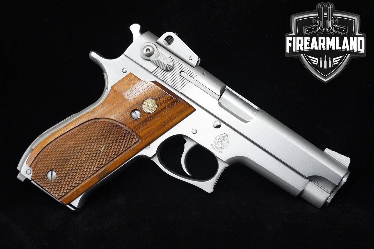 Smith & Wesson (S&W) Model 639 9mm Stainless Steel S&W 639 DA/SA