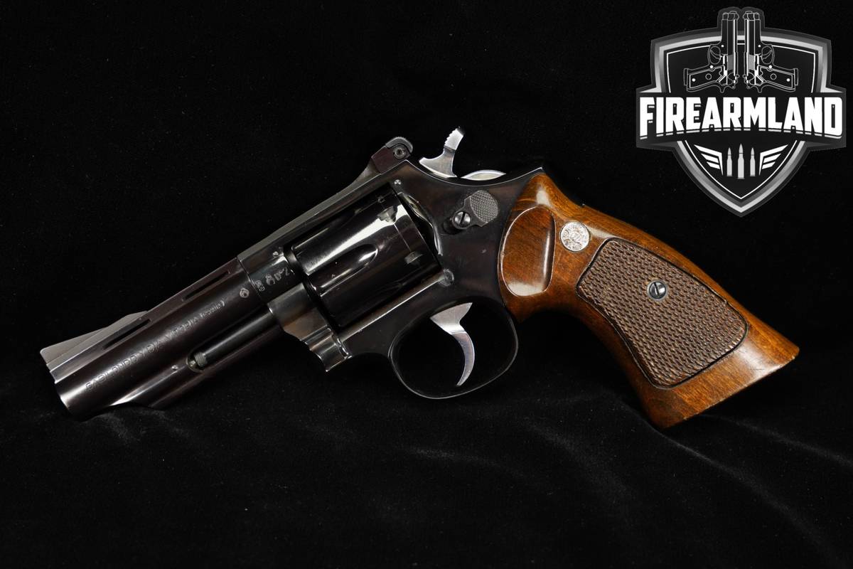 Llama Comanche III 357 Magnum 4" High-Polish Blued SPANISH DA/SA STOEGER
