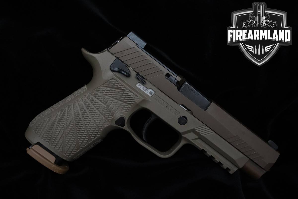 Sig Sauer P320 M17 9mm 4.75" Coyote P320 +3 MAGS & ORIG CASE