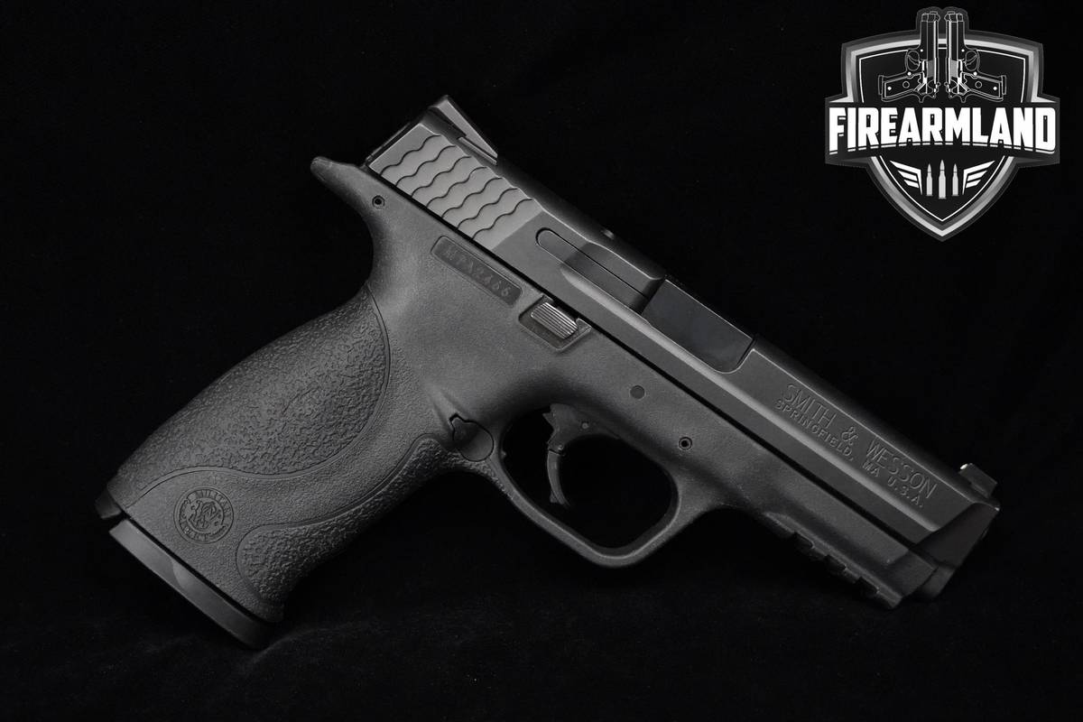 Smith & Wesson (S&W) M&P 40 M1.0 Full Size 40 S&W M&P40 +2 MAGS