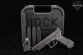 Glock 34 Gen 3 9mm Luger Black in Very Good Condition Image 2