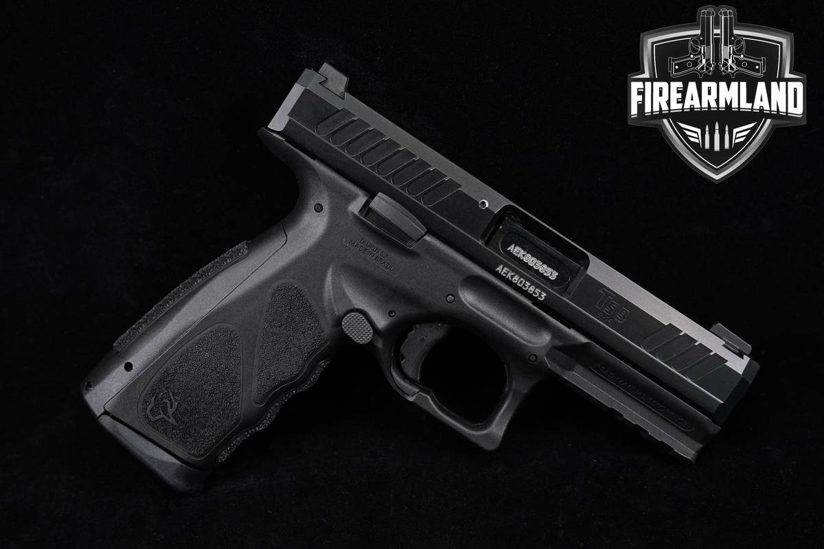 Taurus TS9 9mm 4" +4 MAGS & ORIG CASE