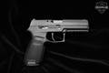 Sig Sauer P320 Full-Size 9mm Luger Nitron in Excellent Condition Image 3