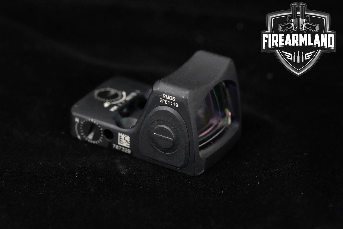 Trijicon RMR Type 2 RM06 3.25 MOA Dot Trijicon