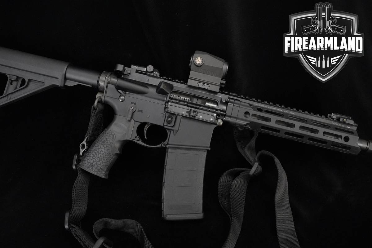 Daniel Defense DDM4V7P AR-15 AR15 AR DDM4V7P-AR-15 AR15-AR +4 MAGS & OPTIC