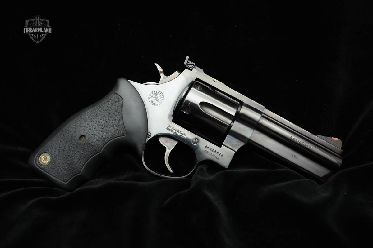 Taurus 44 Magnum 4" barrel 6-round Taurus .44Mag Model 44 Revolver  44 Mag