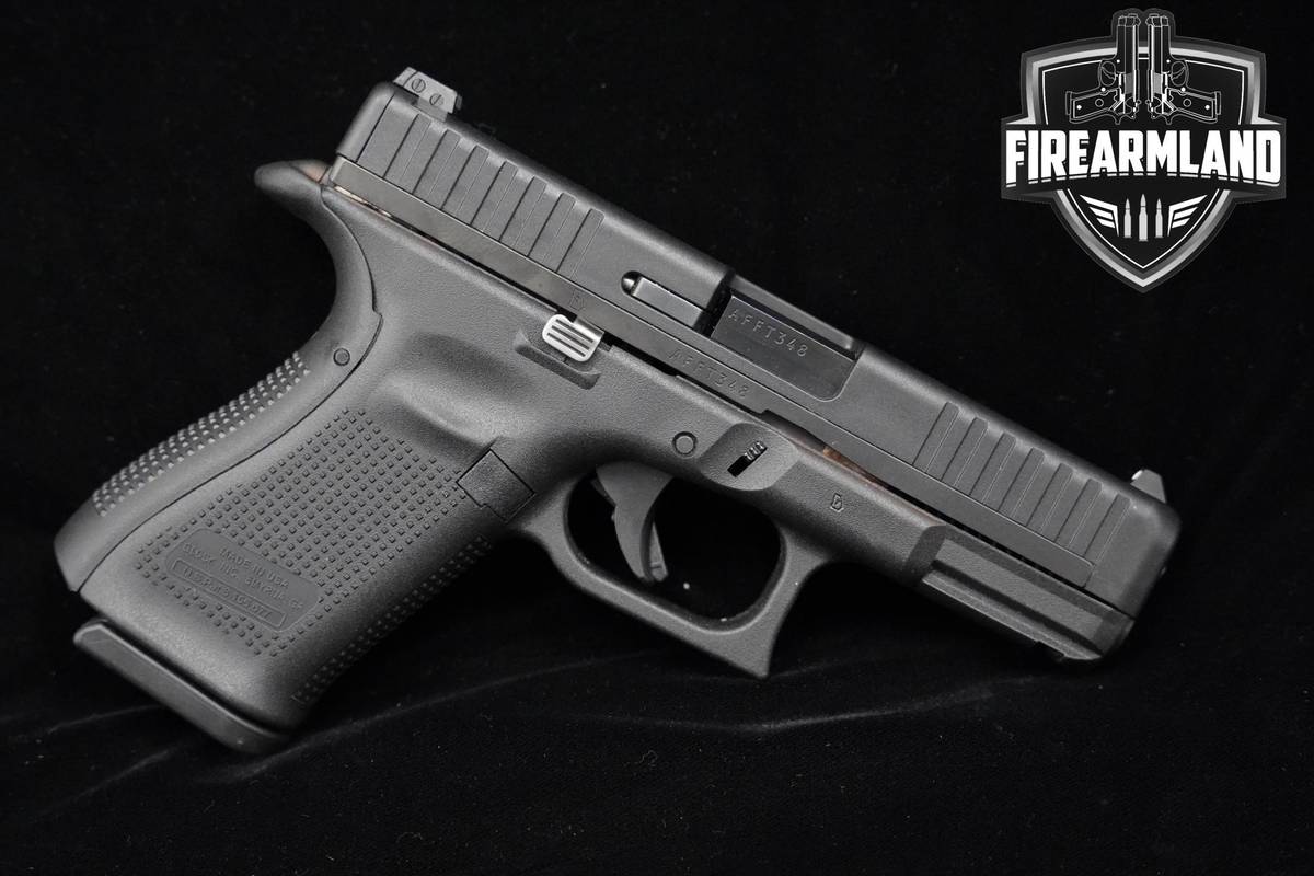 Glock 44 22LR 4.02" Glock G44 G-44 +2 MAGS & HOLSTER